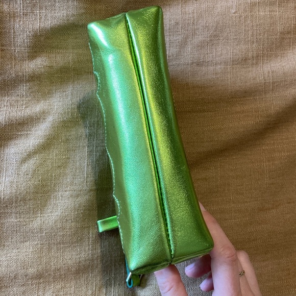 Paloma Wool Milo green leather bag NWT - Picture 10 of 15